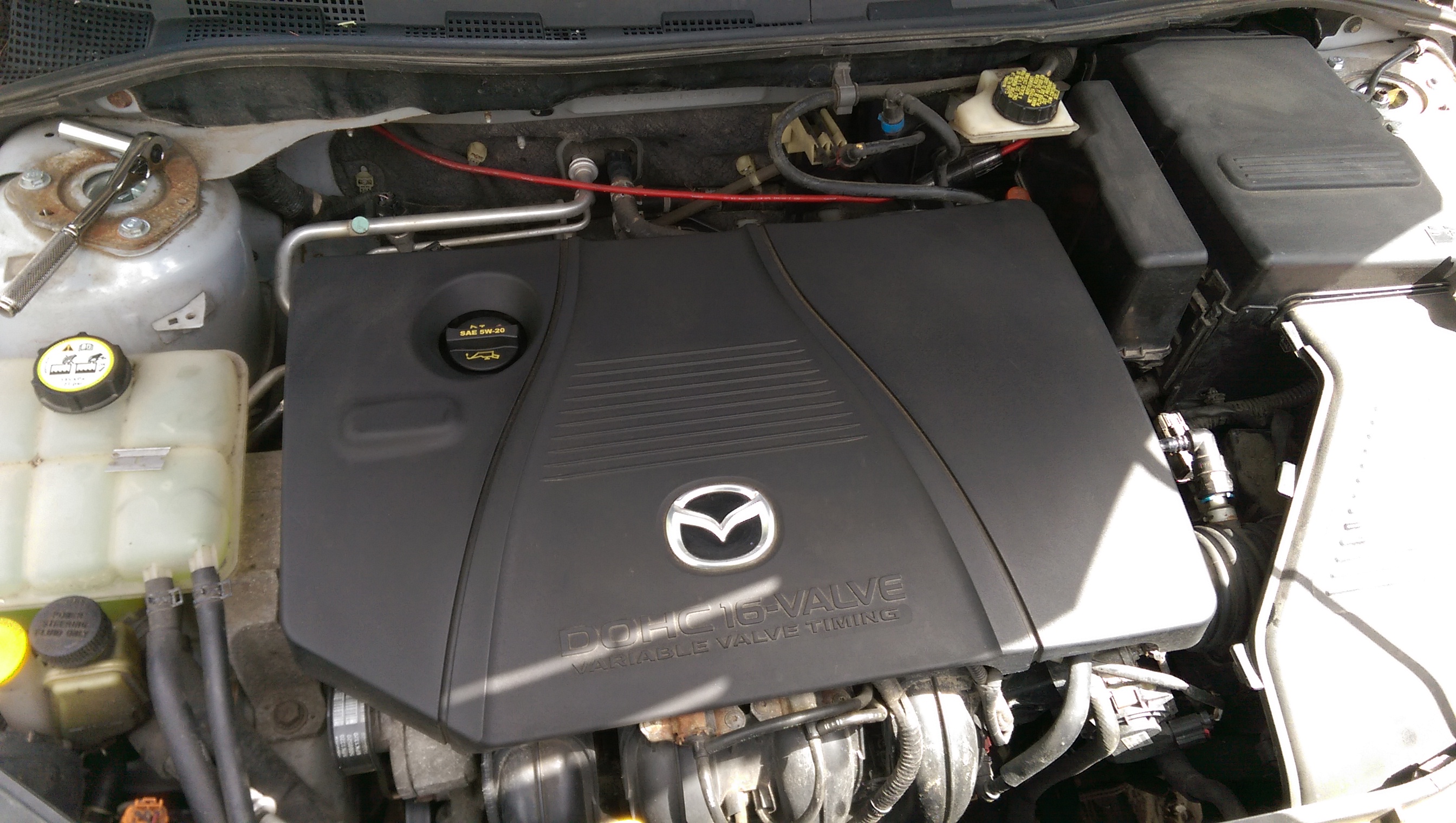 Mazda 3 – Valve Cover Gasket Replacement