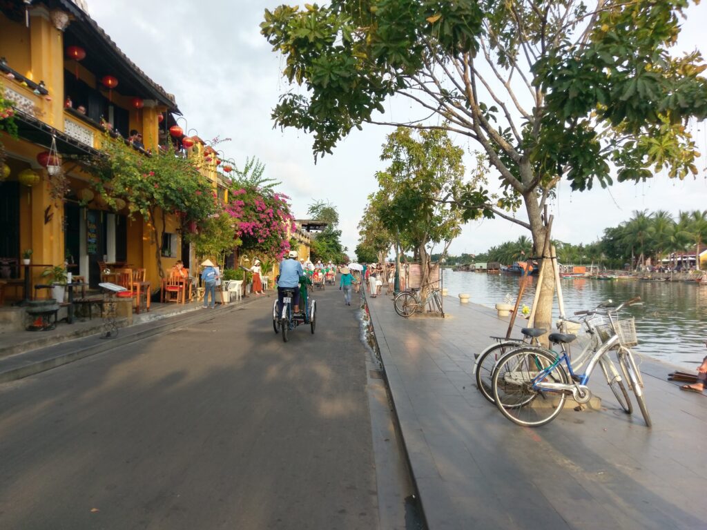 HoiAnStreets